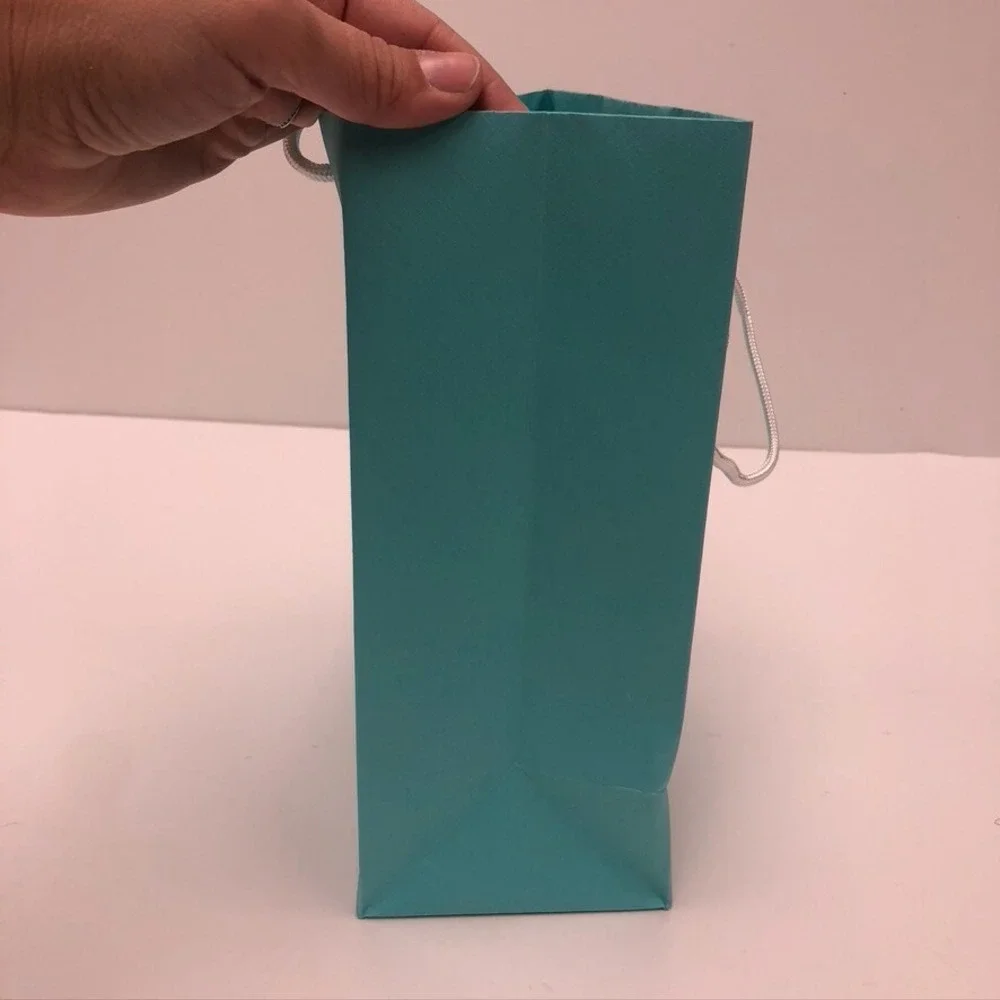 Tiffany & Co. measurements can